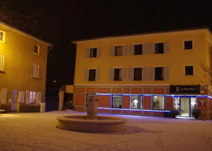 Le Place Neuve