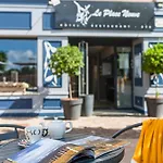 Le Place Neuve Hotel 3*