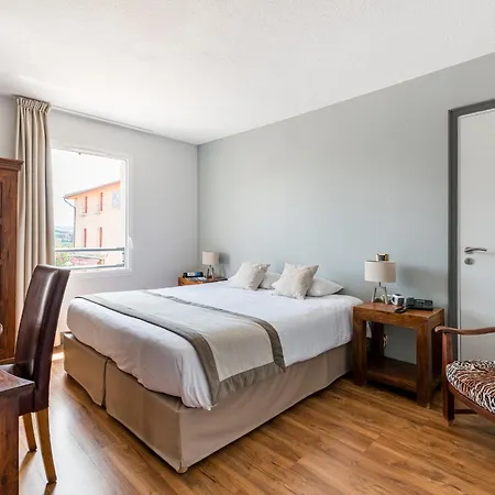 Le Place Neuve Hotel Brullioles