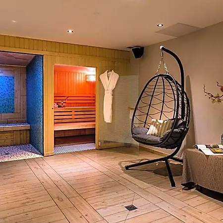 Hotel Le Place Neuve Brullioles